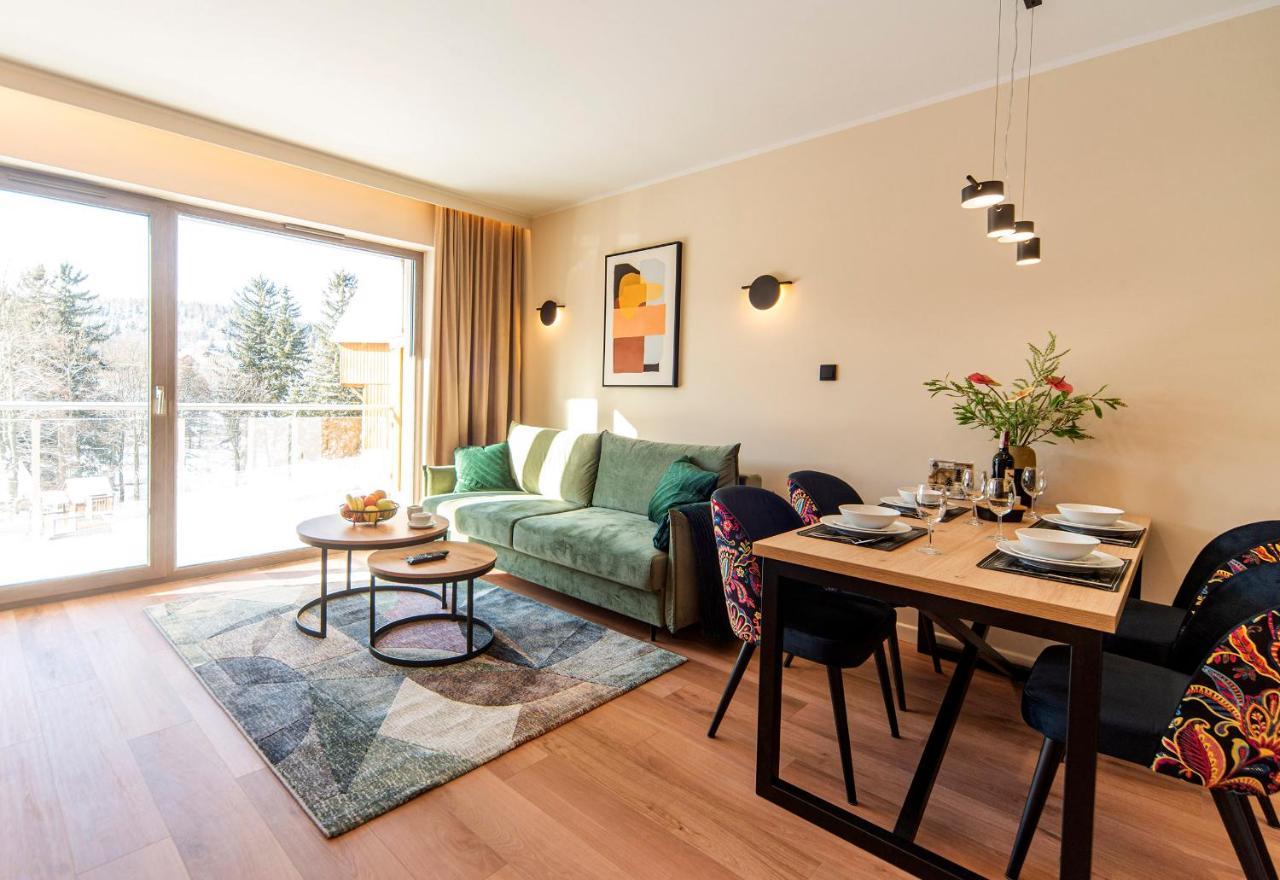 Trevilles Apartamenty - Stone Hill Z Basenem I Spa シクラルスカ・ポレンバ エクステリア 写真