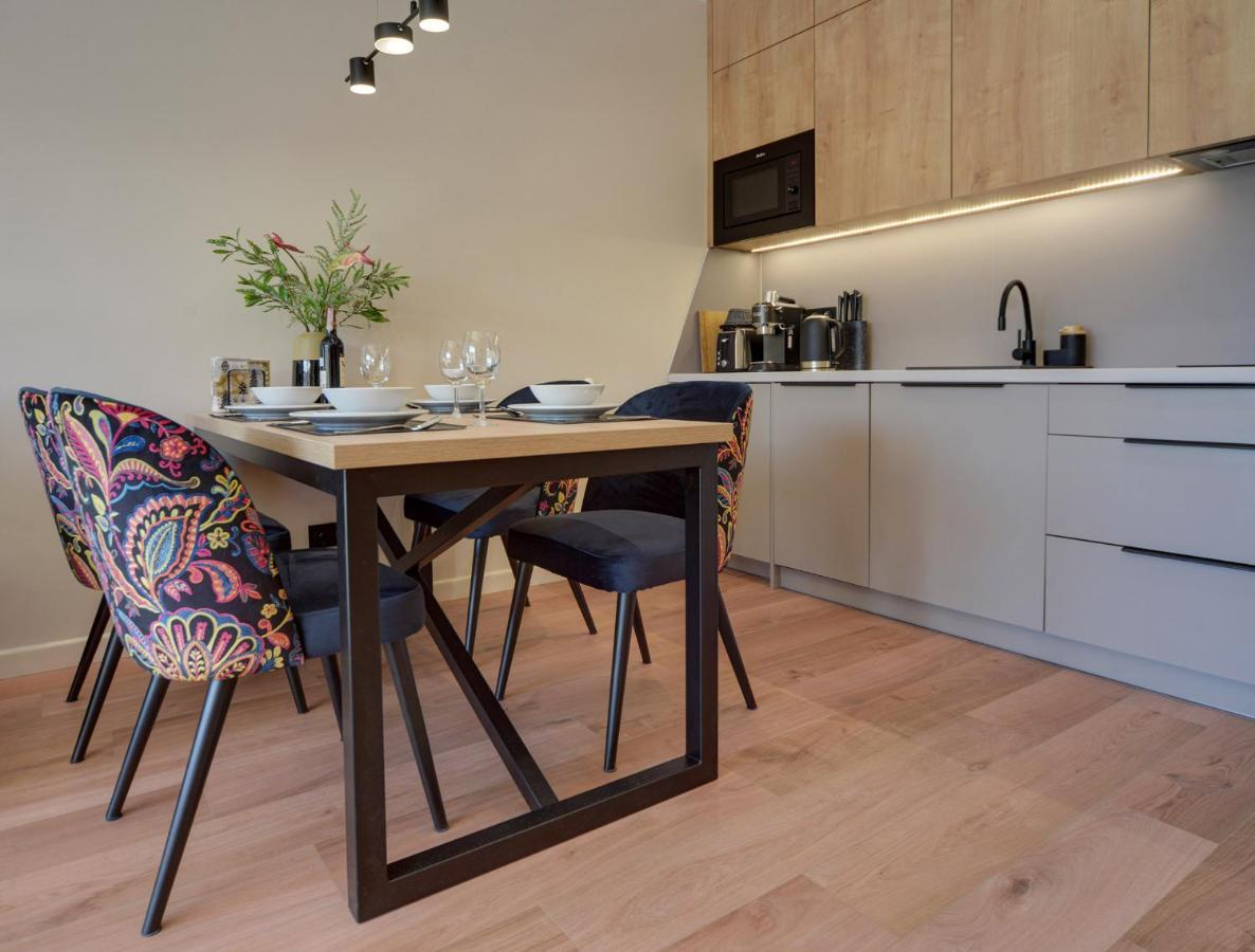 Trevilles Apartamenty - Stone Hill Z Basenem I Spa シクラルスカ・ポレンバ エクステリア 写真